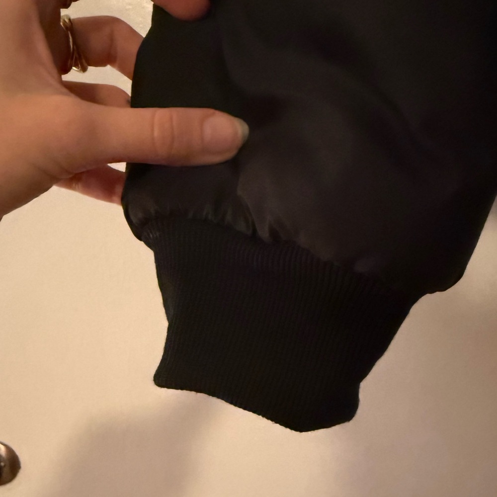 Cropped puffer jacket - Picture 5 of 5